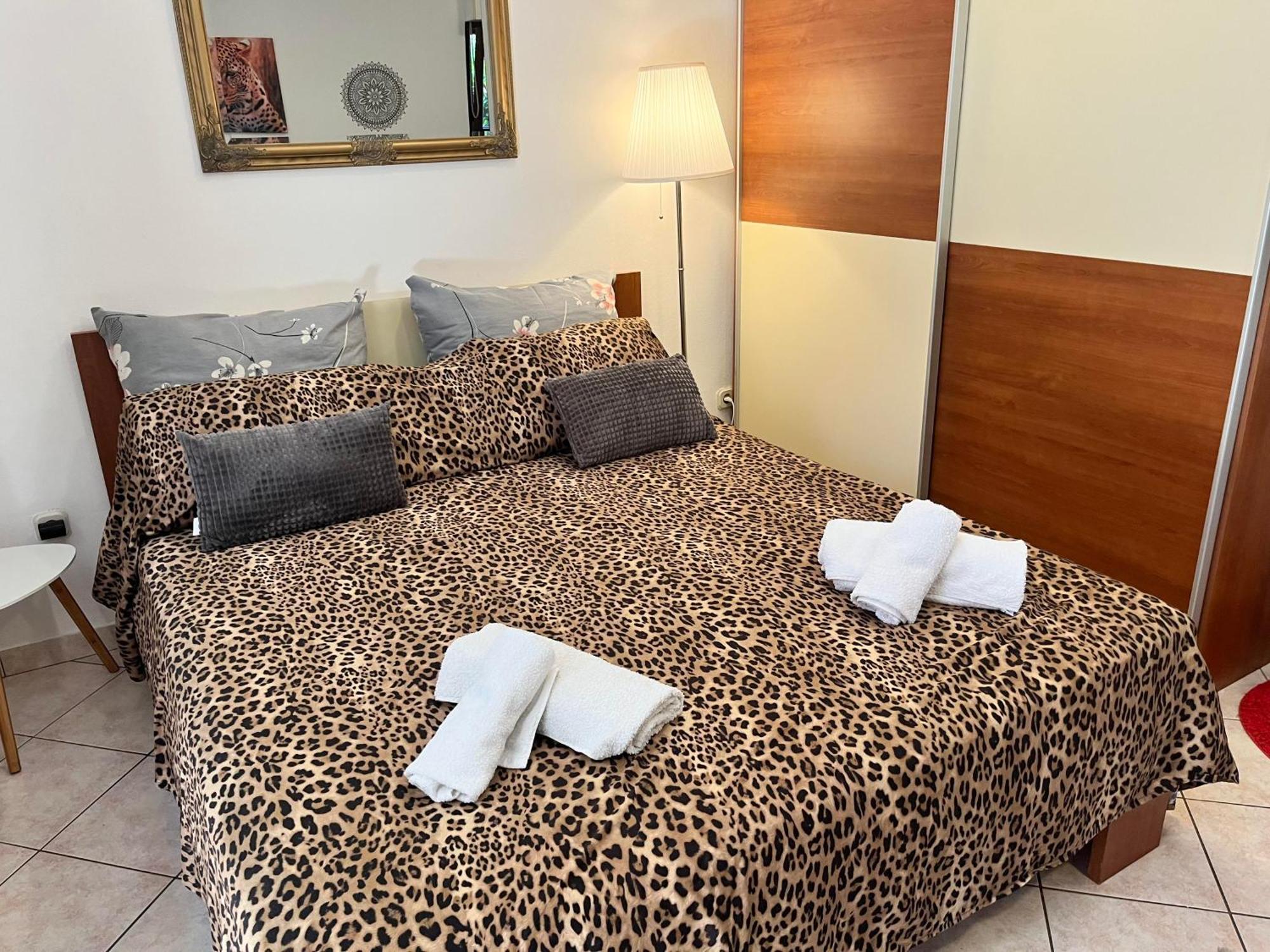 Biba Apartments Pula Luaran gambar
