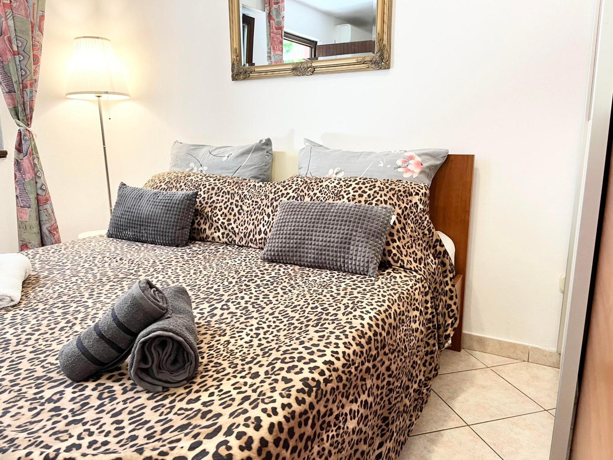Biba Apartments Pula Luaran gambar